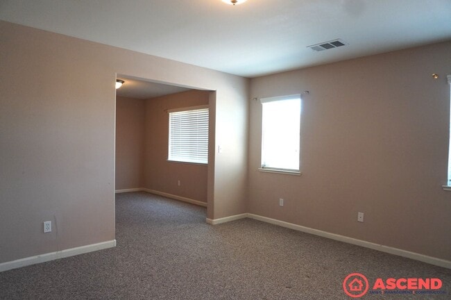 Building Photo - 2226 Via Tuscania Ave