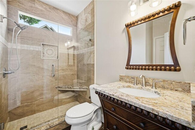 Building Photo - 2058 Woodside Park Dr