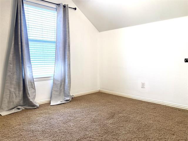Building Photo - 630 Waterview Dr