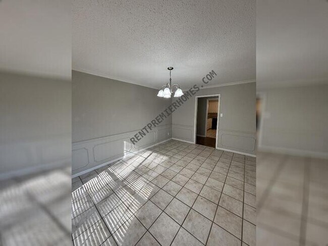 Building Photo - 4509 Valley Brook Dr