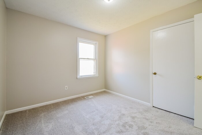 Building Photo - 101 Big Horn Rd