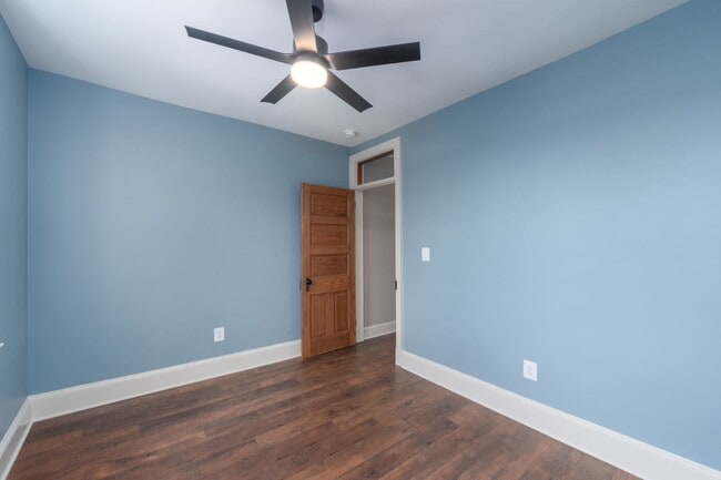 Building Photo - 3-Bedroom, 1.5 Bathroom Townhouse in Heart of Hampden