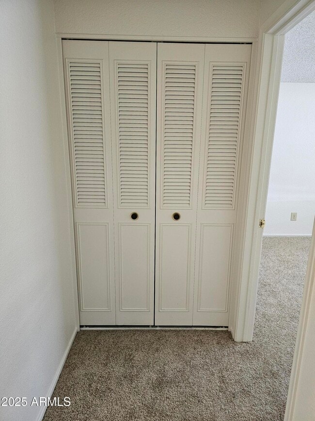 Building Photo - 6231 W Zoe Ella Way