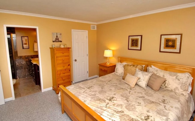 Building Photo - Beautiful 4 Bedroom Home Near Sweeney Ridge Trail