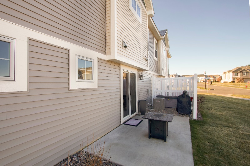 Building Photo - 9929 5th St Ln N