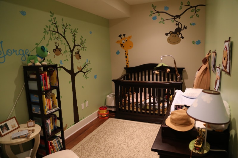 Building Photo - 811-818 8th St NE