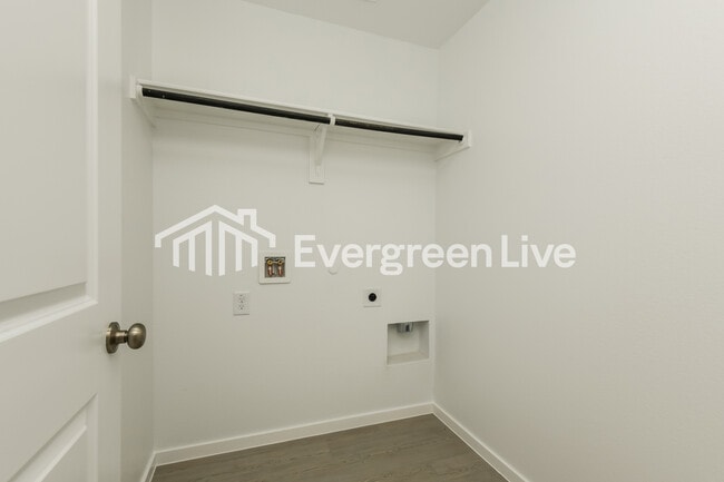 Building Photo - 2260 Tierra Madre Blvd