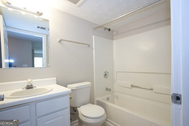 Building Photo - 1687 Cannonball Ct NW