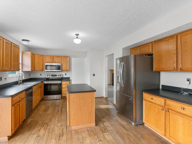 Building Photo - 7741 Sherridon Dr