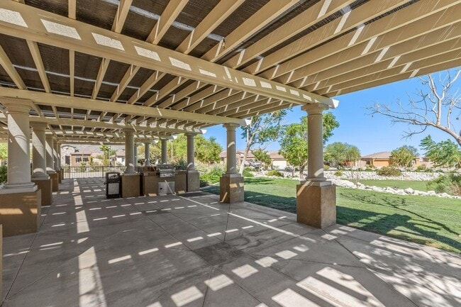 Building Photo - 62615 S Starcross Dr
