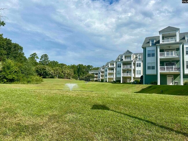 Building Photo - 149 Breezes Dr
