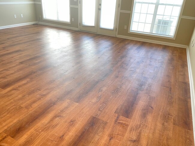 Building Photo - 231 Wakefield Way