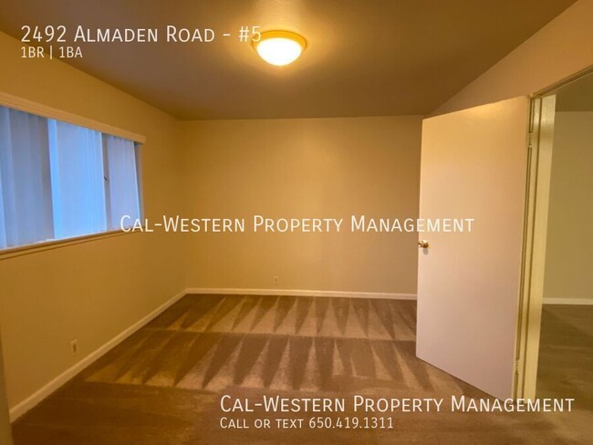 Building Photo - Nice 1 bed apartment on 2nd flr available now