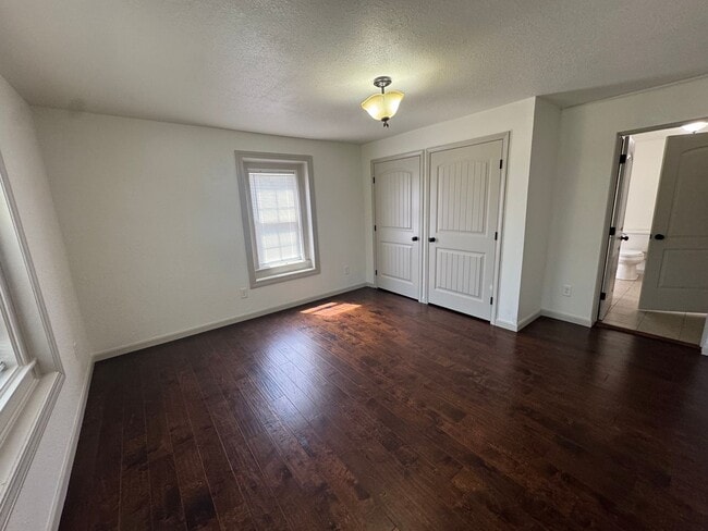 Building Photo - Charming 2BR Country Home on Nearly 1 Acre in Telford | Spacious Layout