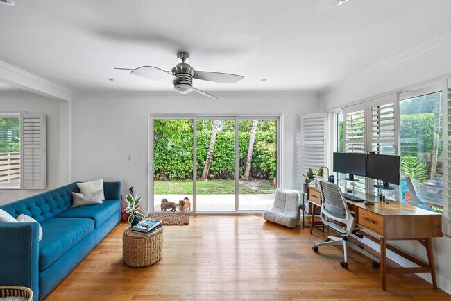 Building Photo - 9025 Dickens Ave