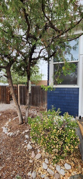 Building Photo - 523 Iron Ave SW