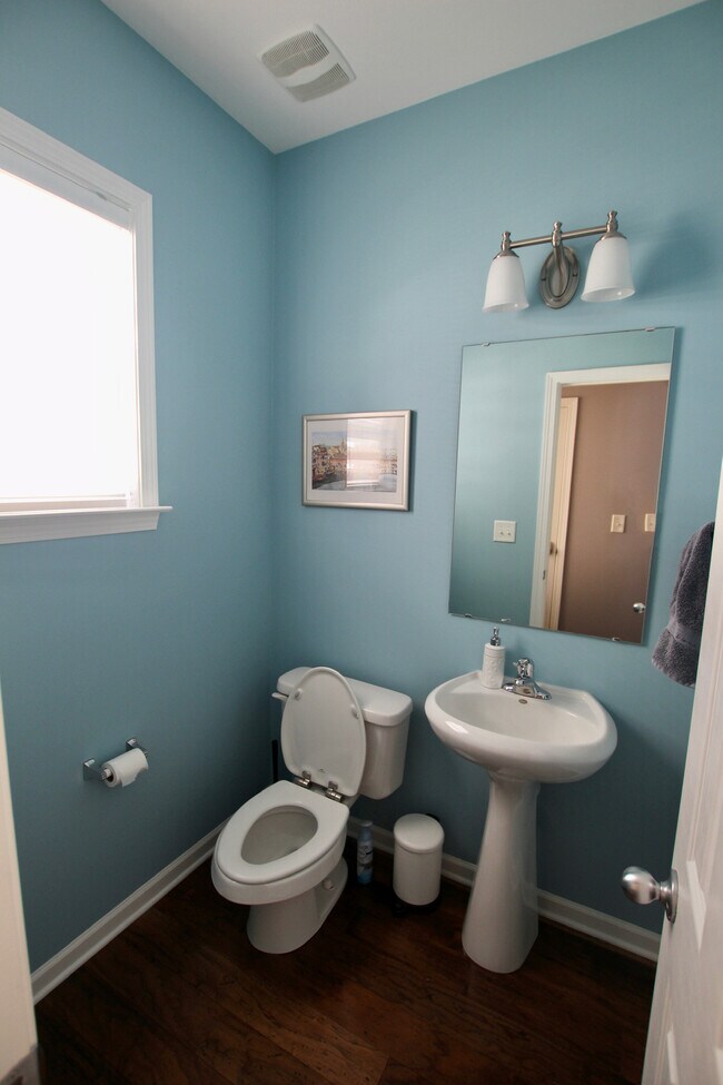 Building Photo - 12123 Monteith Grove Dr