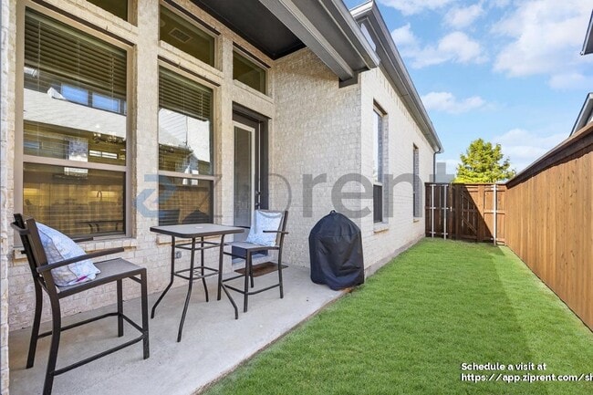 Building Photo - 7313 Zachery Dr