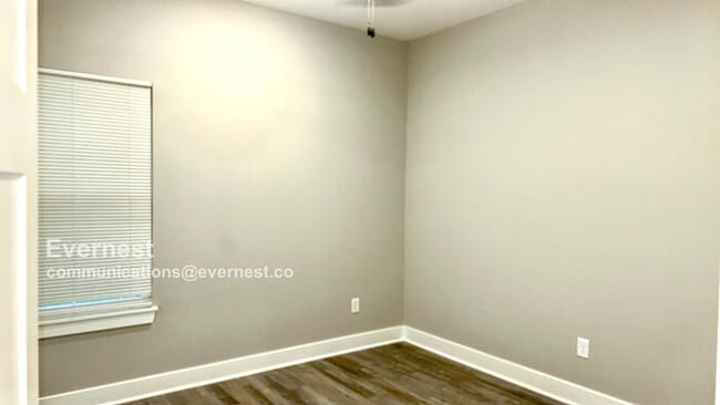 Building Photo - Charming 3-Bedroom Retreat in a Peaceful N...