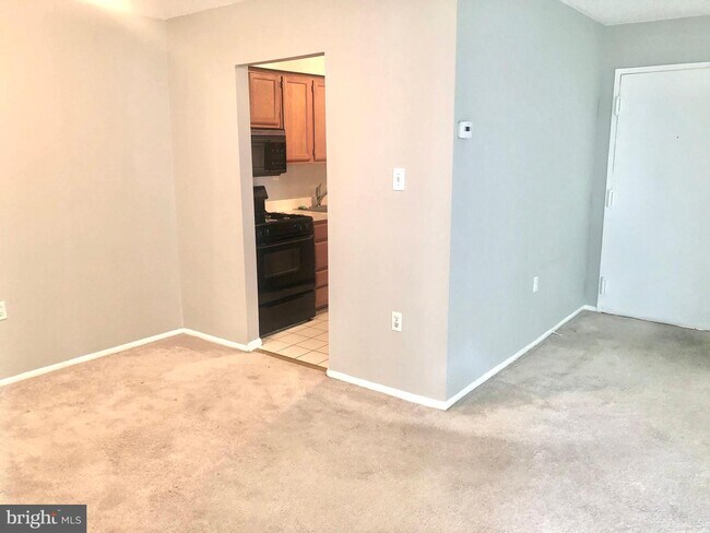 Building Photo - 1809 Snow Meadow Ln