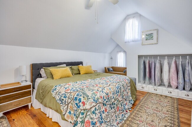 Building Photo - Large remodeled historic home now available!