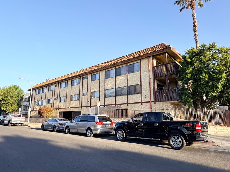 Building Photo - 7305 Milwood Ave