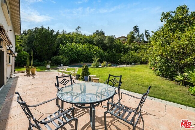 Building Photo - 3643 Ballina Canyon Rd