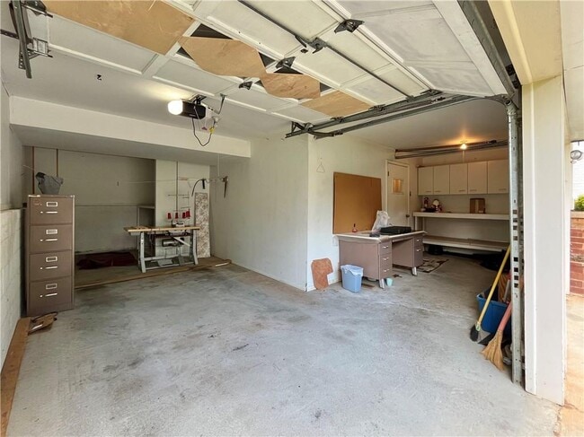 Building Photo - 6775 Windfaire Dr