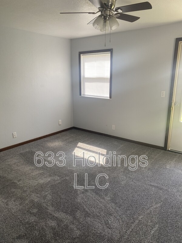 Building Photo - 139 Shadoway Dr