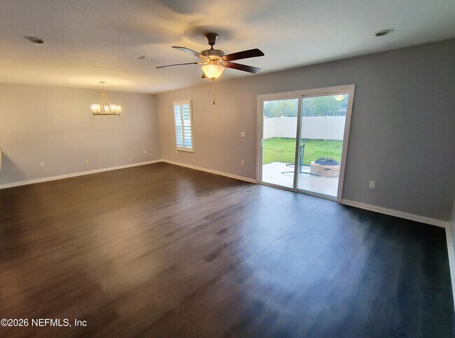 Building Photo - 1211 Sarahs Landing Dr