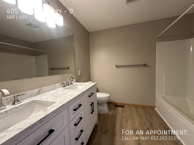 Building Photo - 405 Village Pkwy