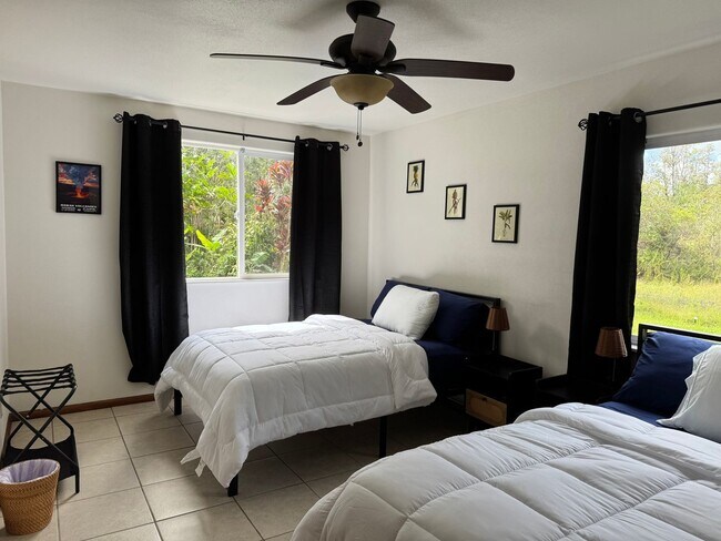 Building Photo - ALL UTILITIES INCLUDED!! 2 Bedroom / 1 Bath Apartment