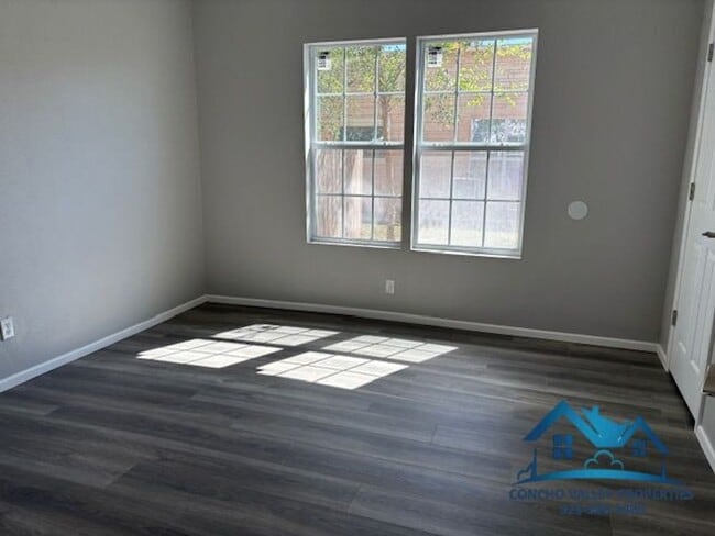 Building Photo - For Rent - 5 Bedroom/ 2 Bathroom in Santa Rita