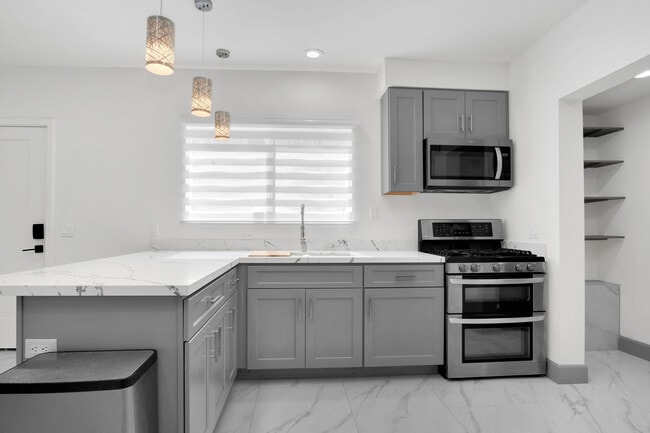 Building Photo - 27001 Calle Juanita