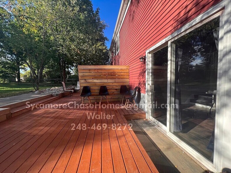 Building Photo - 2912 Canarsie Dr