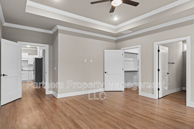 Building Photo - 6 Bishop Ln