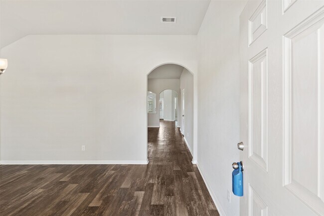 Building Photo - 5126 Chester Springs Ln