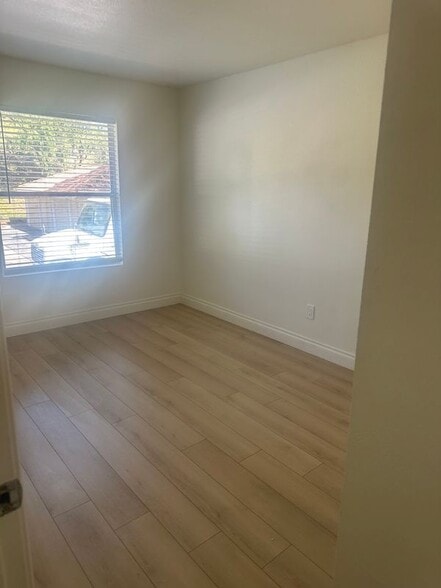 Building Photo - 2731 Erringer Rd