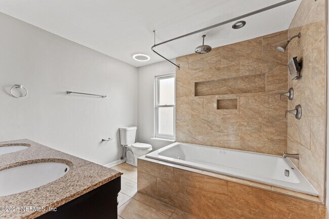 Building Photo - 8379 Chason Rd W