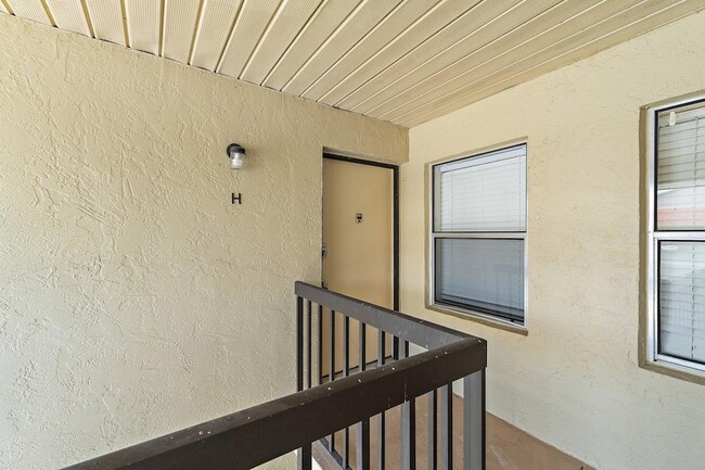 Building Photo - 6531 Chasewood Dr