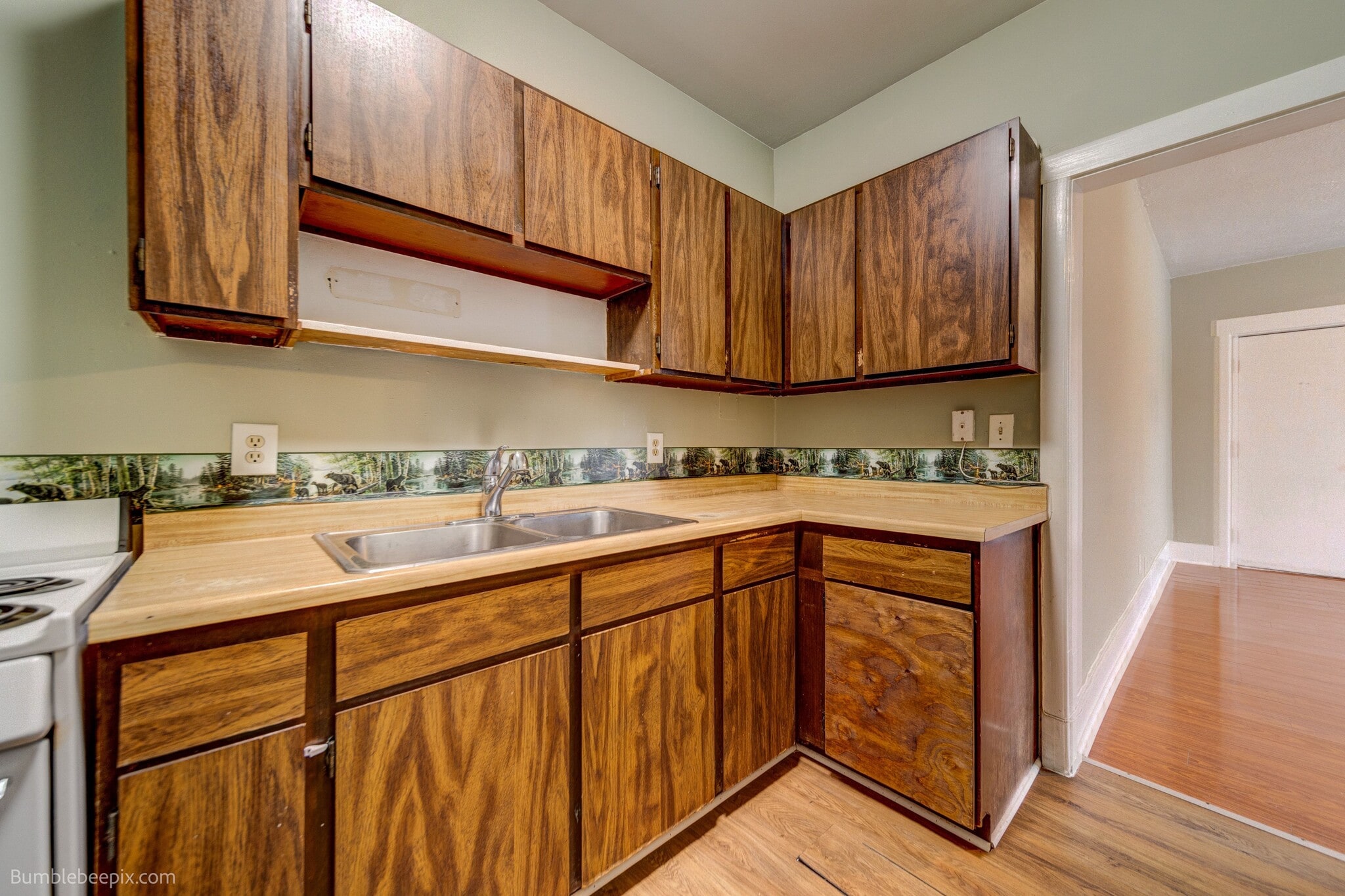 Building Photo - 802 Pine St