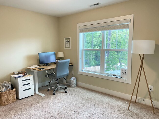 Building Photo - 177 Pineland Cir