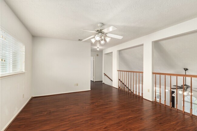 Building Photo - 3118 Kempwood Dr