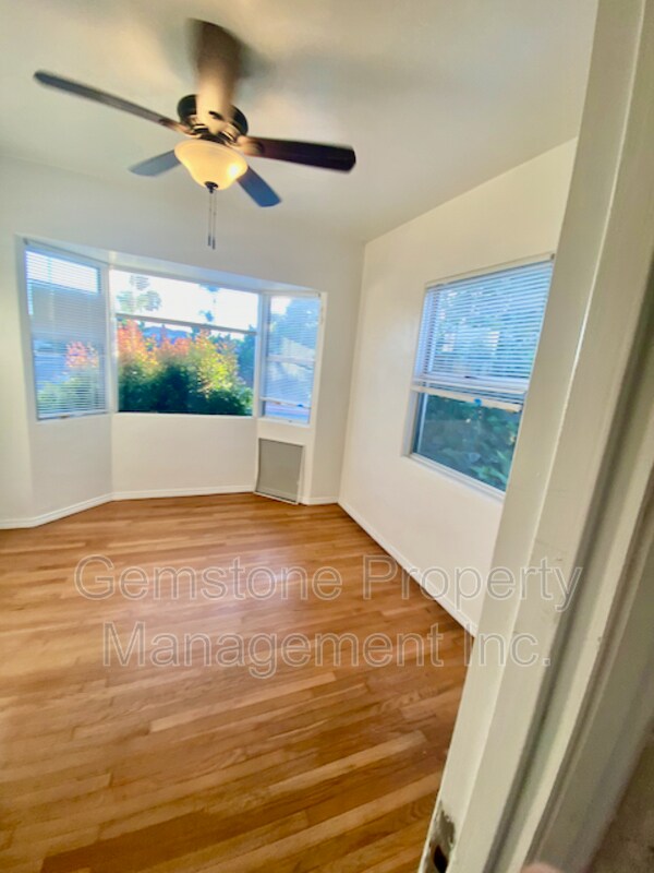 Building Photo - 5017 College Ave