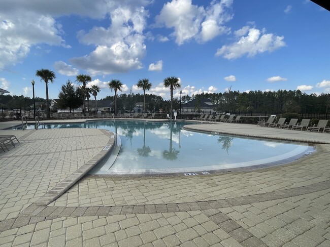Building Photo - 805 Trellis Bay Dr