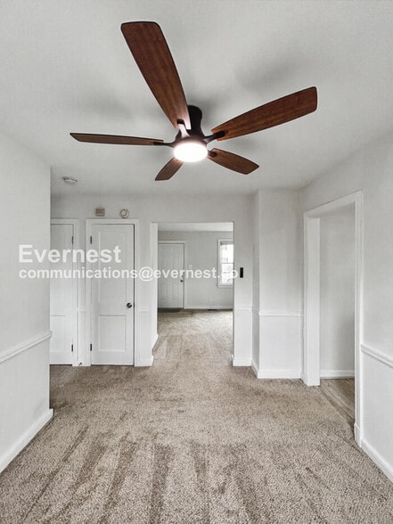 Building Photo - 3605 Pemberton Ave