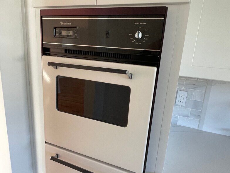 Building Photo - 234 Wheeler St