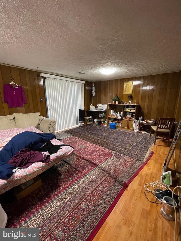 Building Photo - 7746 Brandeis Way