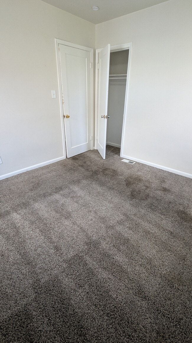 Building Photo - 426 Navajo St