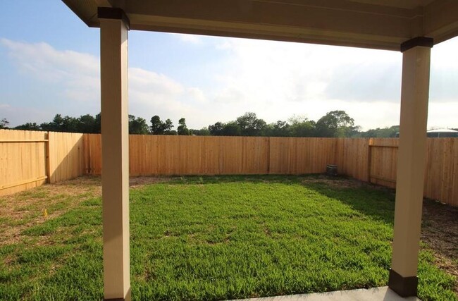 Building Photo - 3010 Orchid Ranch Dr